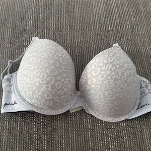 VS PINK BRA 34D